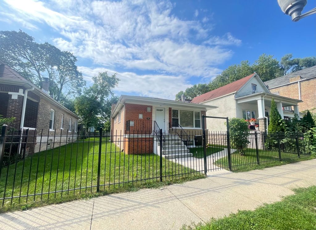 847 W 50th Street, Chicago, IL 60609