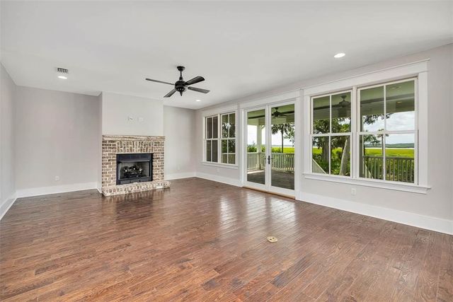 152 Riverwalk Drive, Brunswick, GA 31523