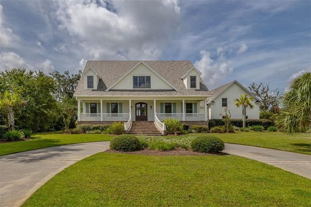 152 Riverwalk Drive, Brunswick, GA 31523