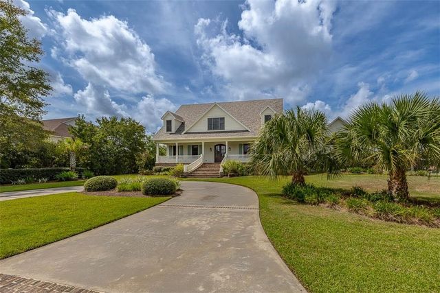 152 Riverwalk Drive, Brunswick, GA 31523