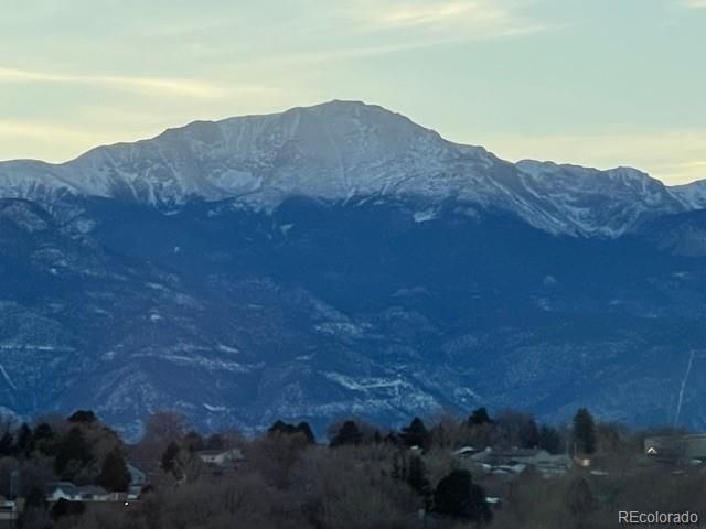 7806 Carrside Grove, Colorado Springs, CO 80951