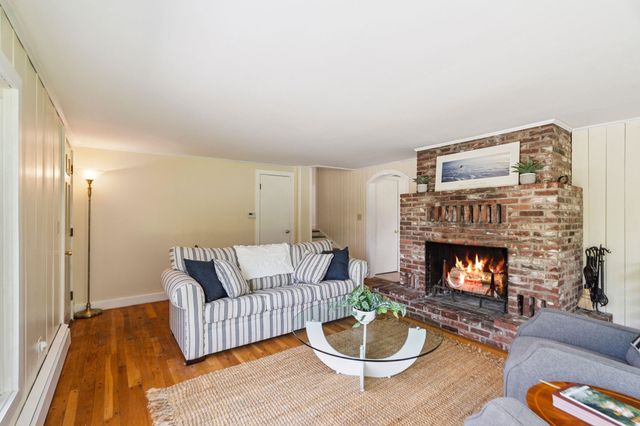 626 County Road, New London, NH 03257