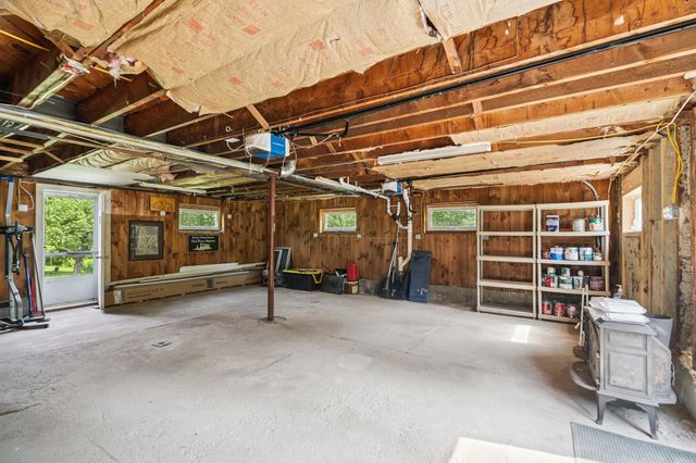 626 County Road, New London, NH 03257