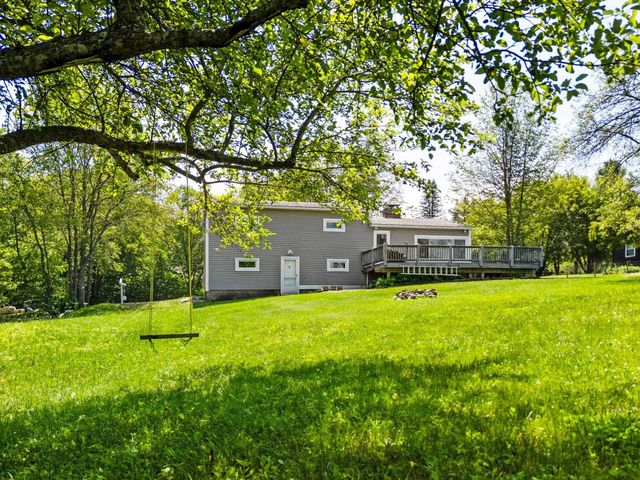 626 County Road, New London, NH 03257
