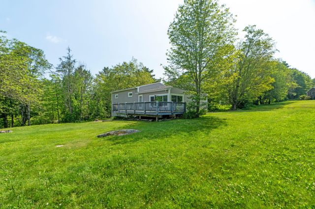 626 County Road, New London, NH 03257
