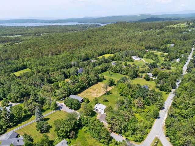 626 County Road, New London, NH 03257