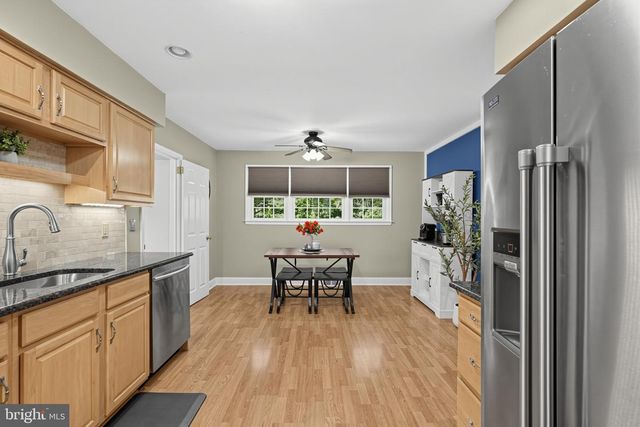 685 ARBOR LN, Warminster, PA 18974