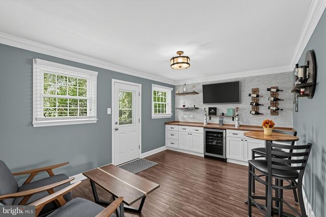 685 ARBOR LN, Warminster, PA 18974