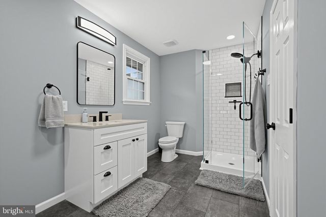 685 ARBOR LN, Warminster, PA 18974