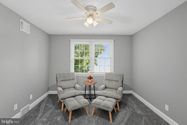 685 ARBOR LN, Warminster, PA 18974