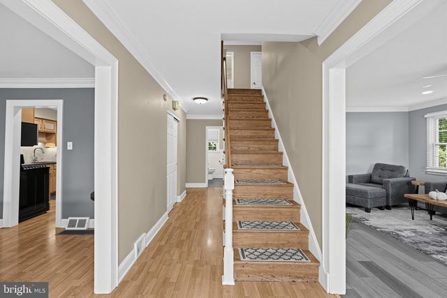 685 ARBOR LN, Warminster, PA 18974