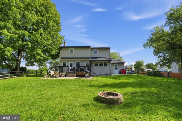 685 ARBOR LN, Warminster, PA 18974