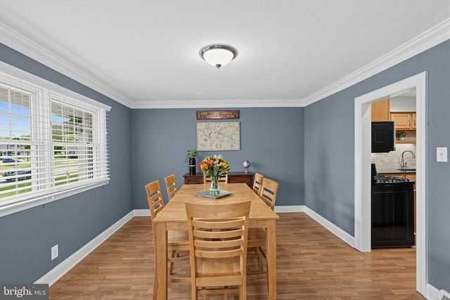 685 ARBOR LN, Warminster, PA 18974