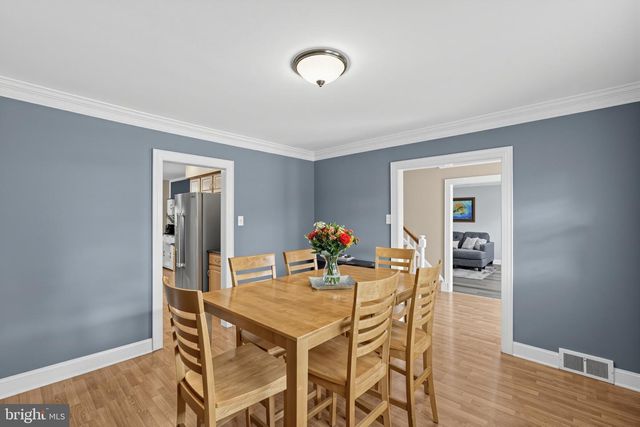 685 ARBOR LN, Warminster, PA 18974