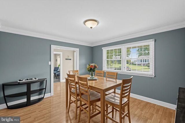 685 ARBOR LN, Warminster, PA 18974
