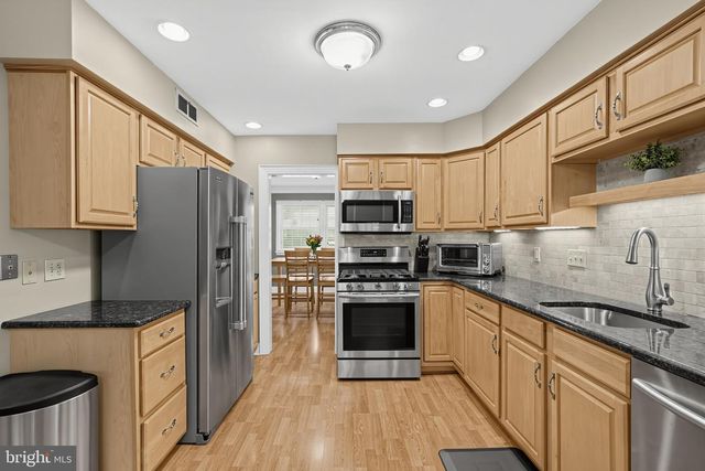 685 ARBOR LN, Warminster, PA 18974