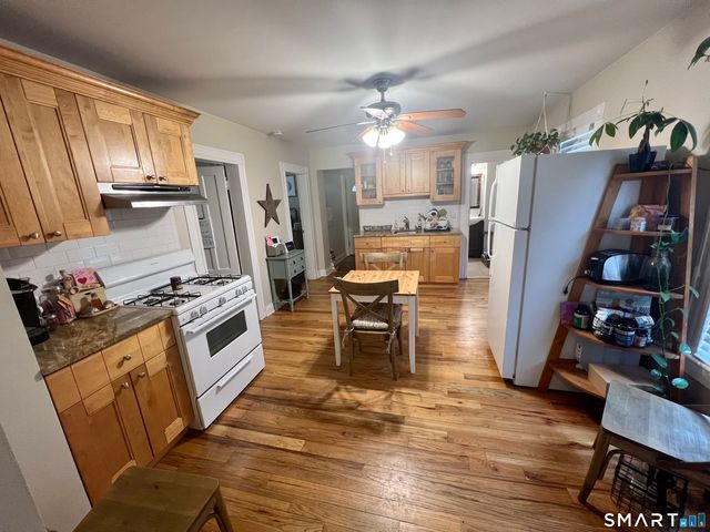 30 Thorpe Street, Fairfield, CT 06824