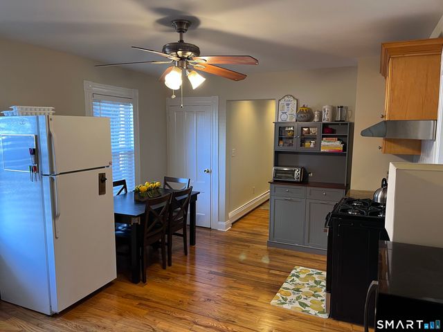 30 Thorpe Street, Fairfield, CT 06824