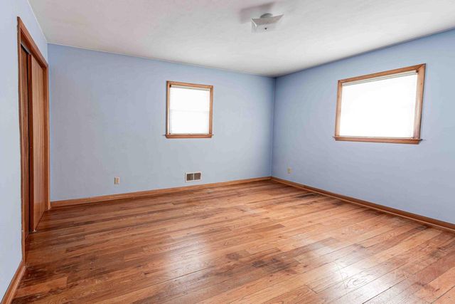 5223 52nd AVENUE, Kenosha, WI 53144