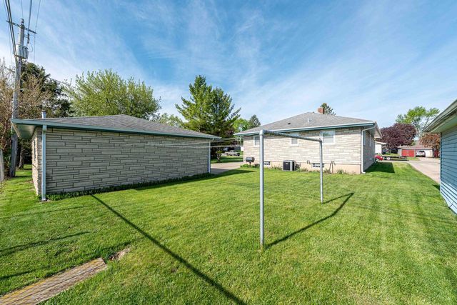 5223 52nd AVENUE, Kenosha, WI 53144