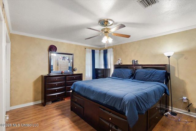 5207 Meadow Oaks Park Drive, Jackson, MS 39211