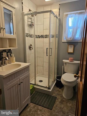 57 UNION ST, Pennsville, NJ 08070