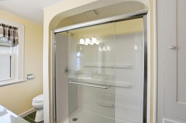 555 E Weber Road, Columbus, OH 43202