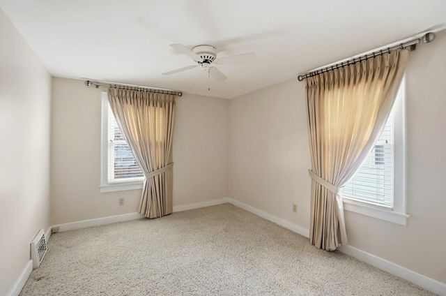 555 E Weber Road, Columbus, OH 43202