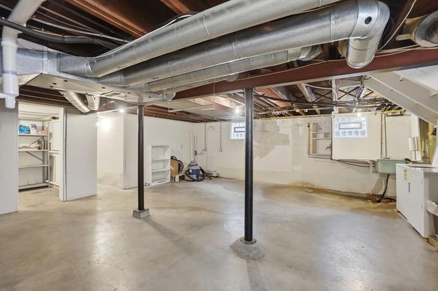 555 E Weber Road, Columbus, OH 43202