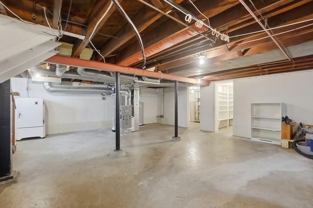 555 E Weber Road, Columbus, OH 43202