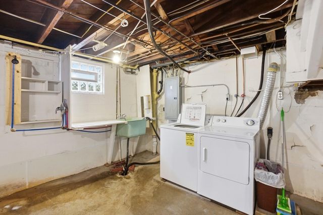 555 E Weber Road, Columbus, OH 43202