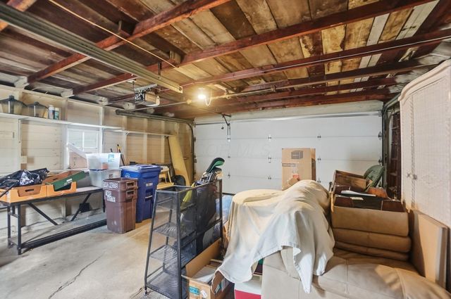 555 E Weber Road, Columbus, OH 43202