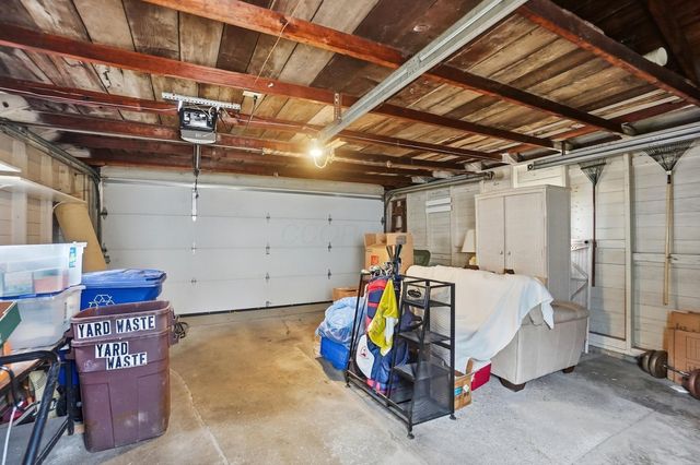 555 E Weber Road, Columbus, OH 43202