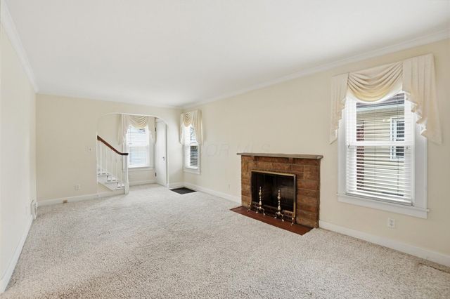 555 E Weber Road, Columbus, OH 43202