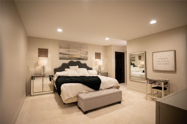 9110 E LAKE Road, North East, PA 16428