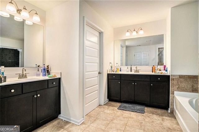 198 Broder Farms Drive, Stockbridge, GA 30281