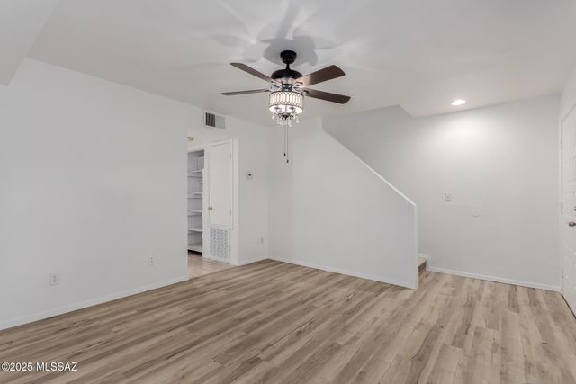 2950 N Alvernon Way Apt 14101, Tucson, AZ 85712