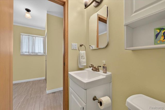 34452 Esper Drive, Sterling Heights, MI 48312