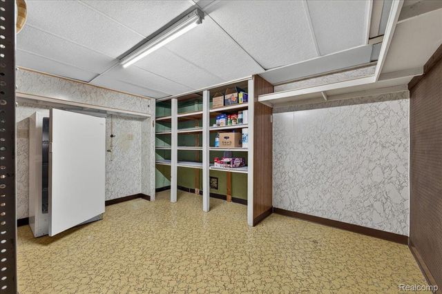 34452 Esper Drive, Sterling Heights, MI 48312