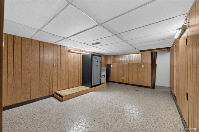 34452 Esper Drive, Sterling Heights, MI 48312