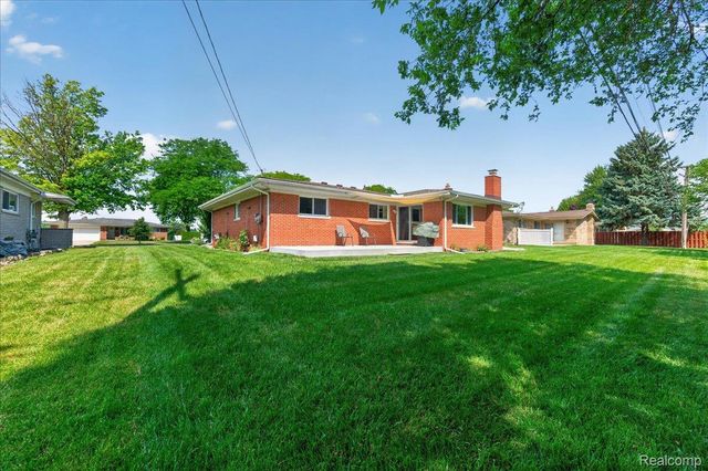 34452 Esper Drive, Sterling Heights, MI 48312