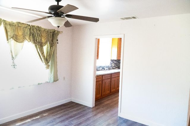 3340 43rd St, Sacramento, CA 95817