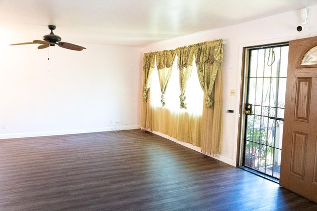 3340 43rd St, Sacramento, CA 95817