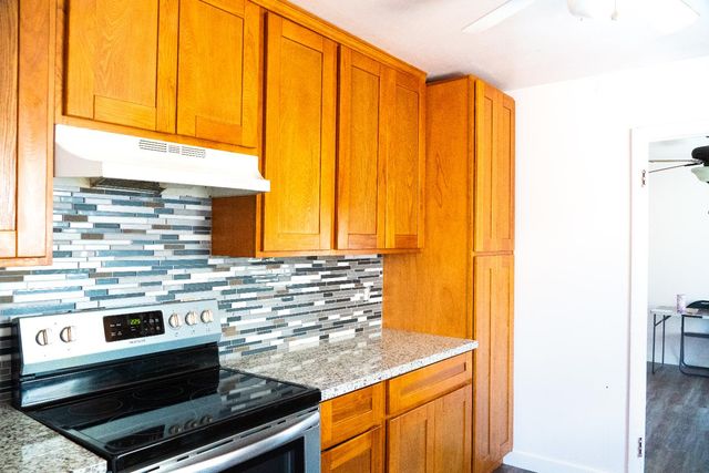 3340 43rd St, Sacramento, CA 95817