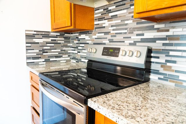 3340 43rd St, Sacramento, CA 95817