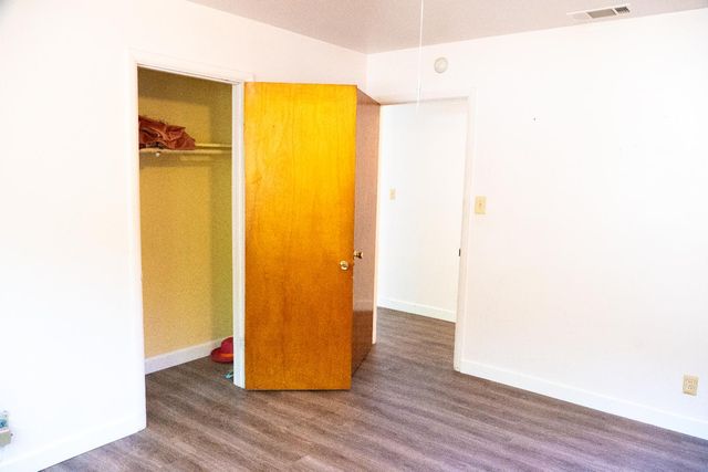 3340 43rd St, Sacramento, CA 95817