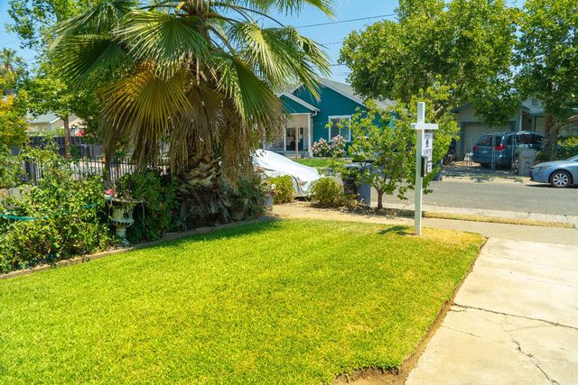 3340 43rd St, Sacramento, CA 95817