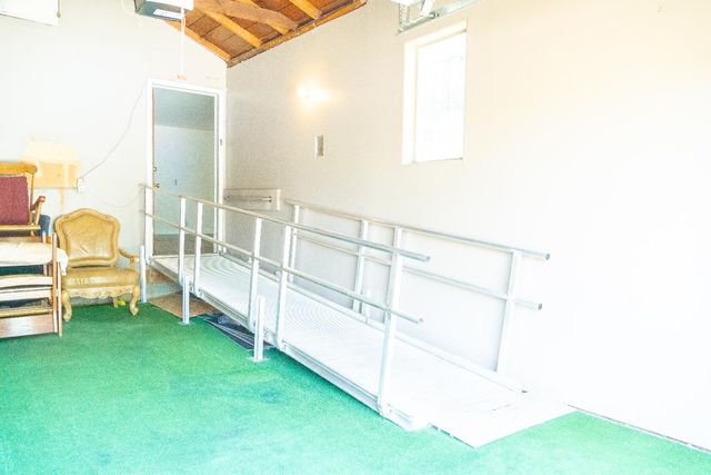 3340 43rd St, Sacramento, CA 95817