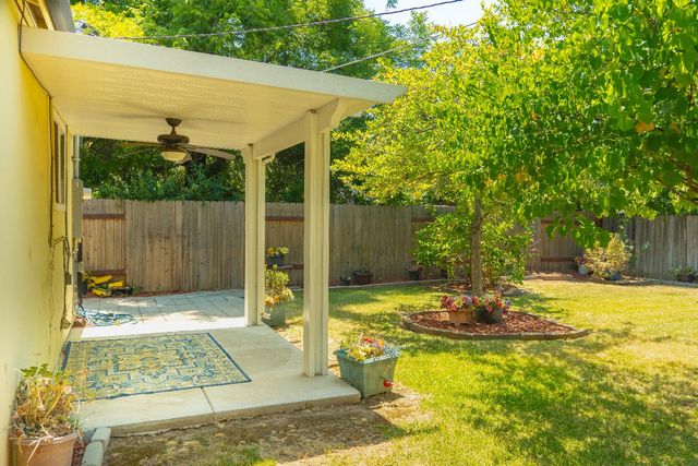 3340 43rd St, Sacramento, CA 95817