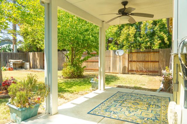 3340 43rd St, Sacramento, CA 95817